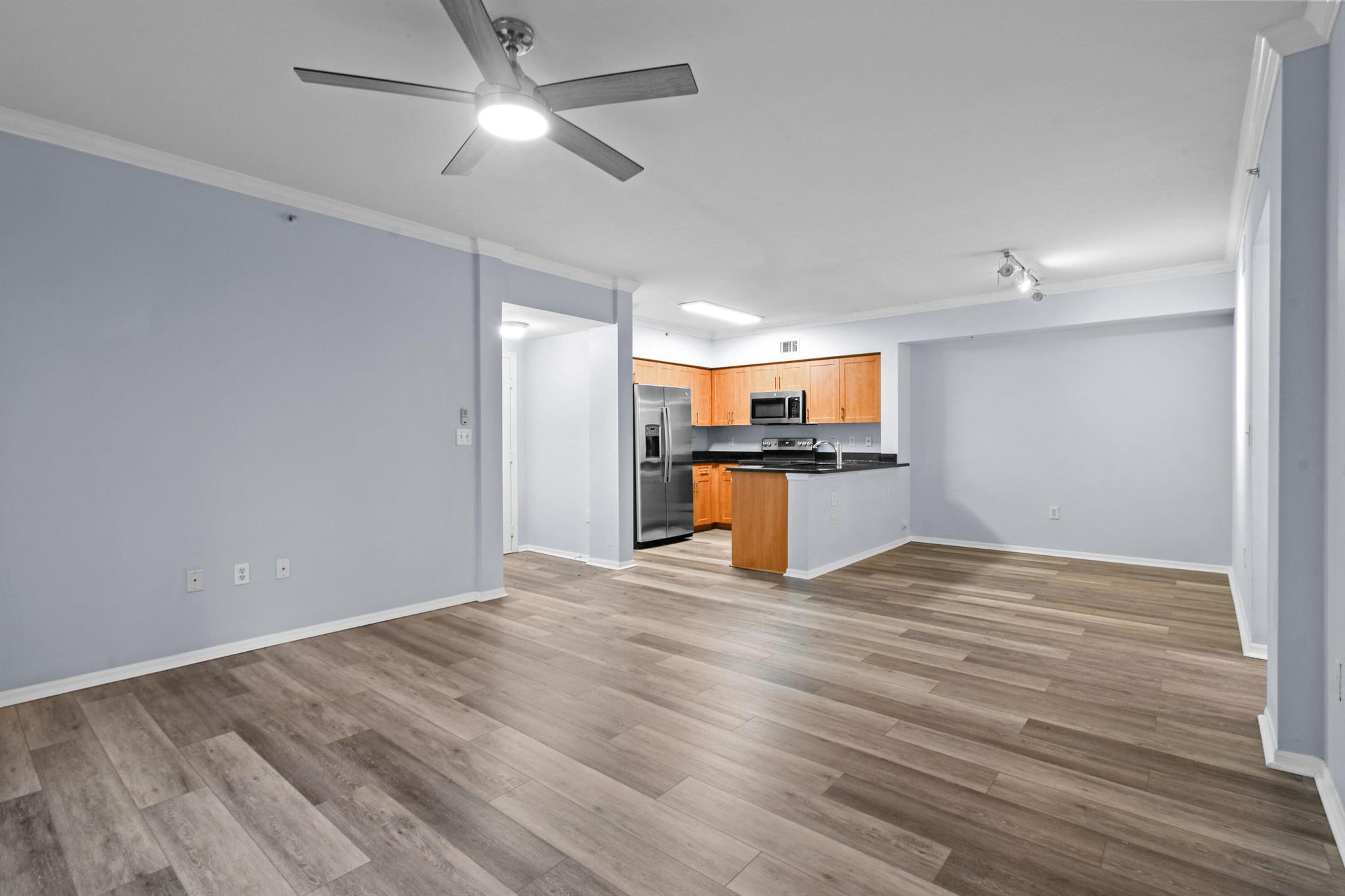 6565 Emerald Dunes Drive 108