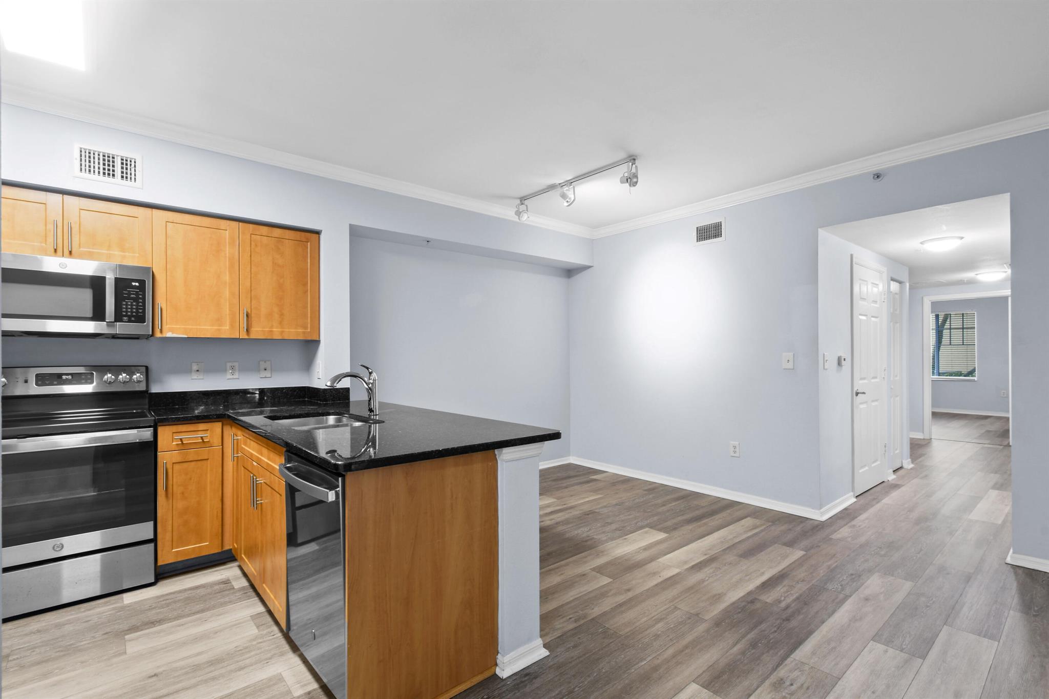 6565 Emerald Dunes Drive 108