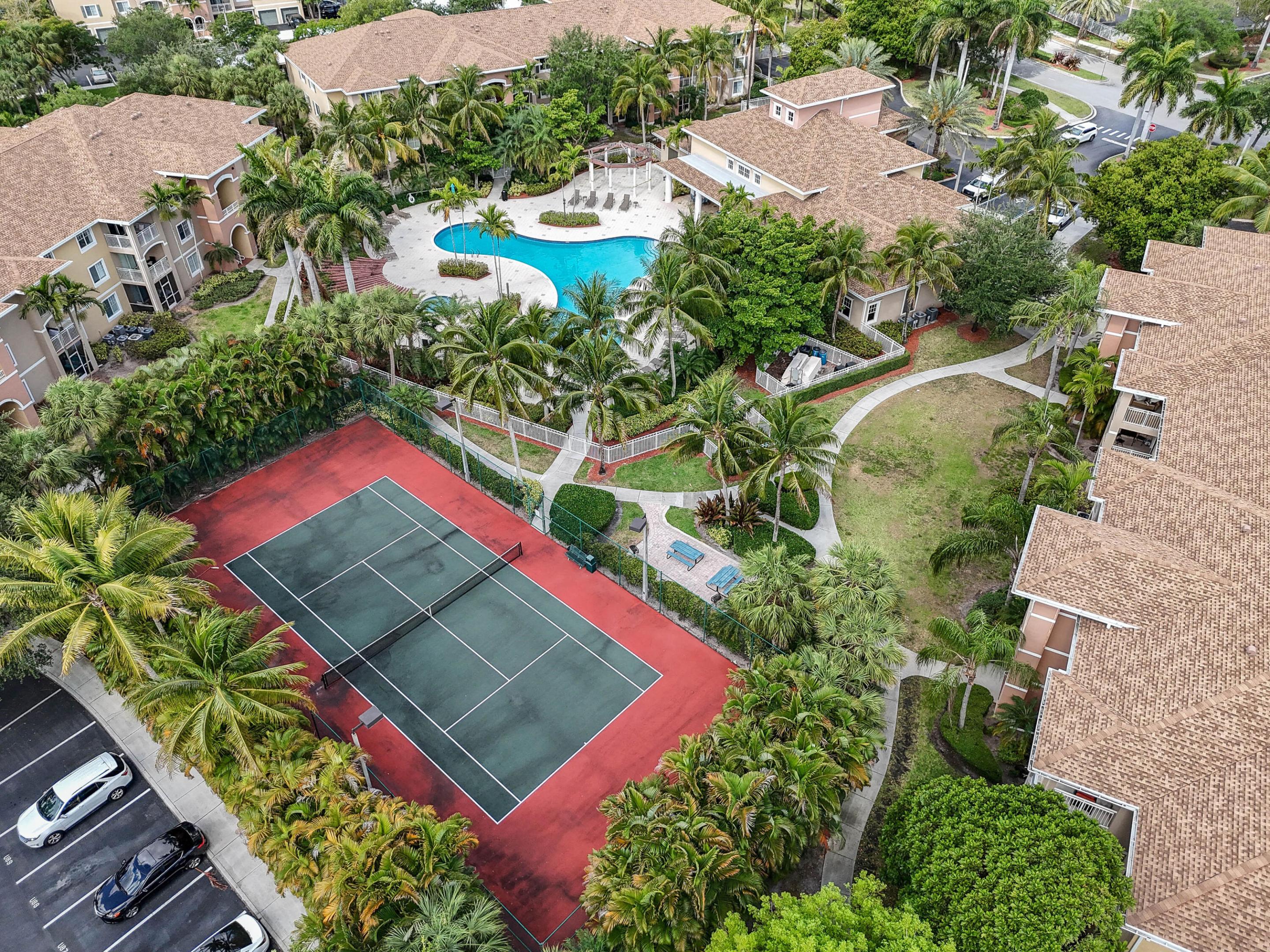 6565 Emerald Dunes Drive 108