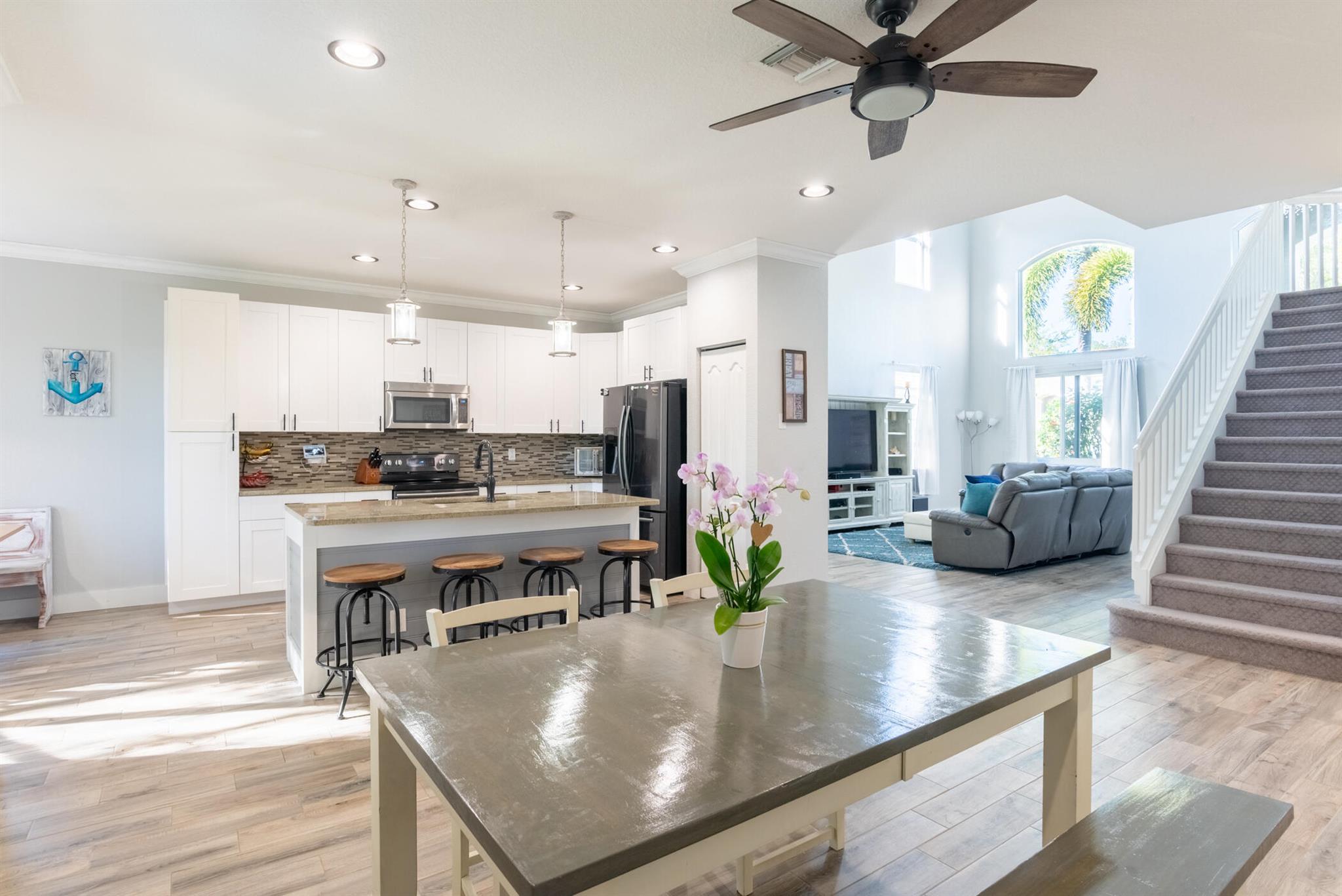 5978 SW Bald Eagle Drive