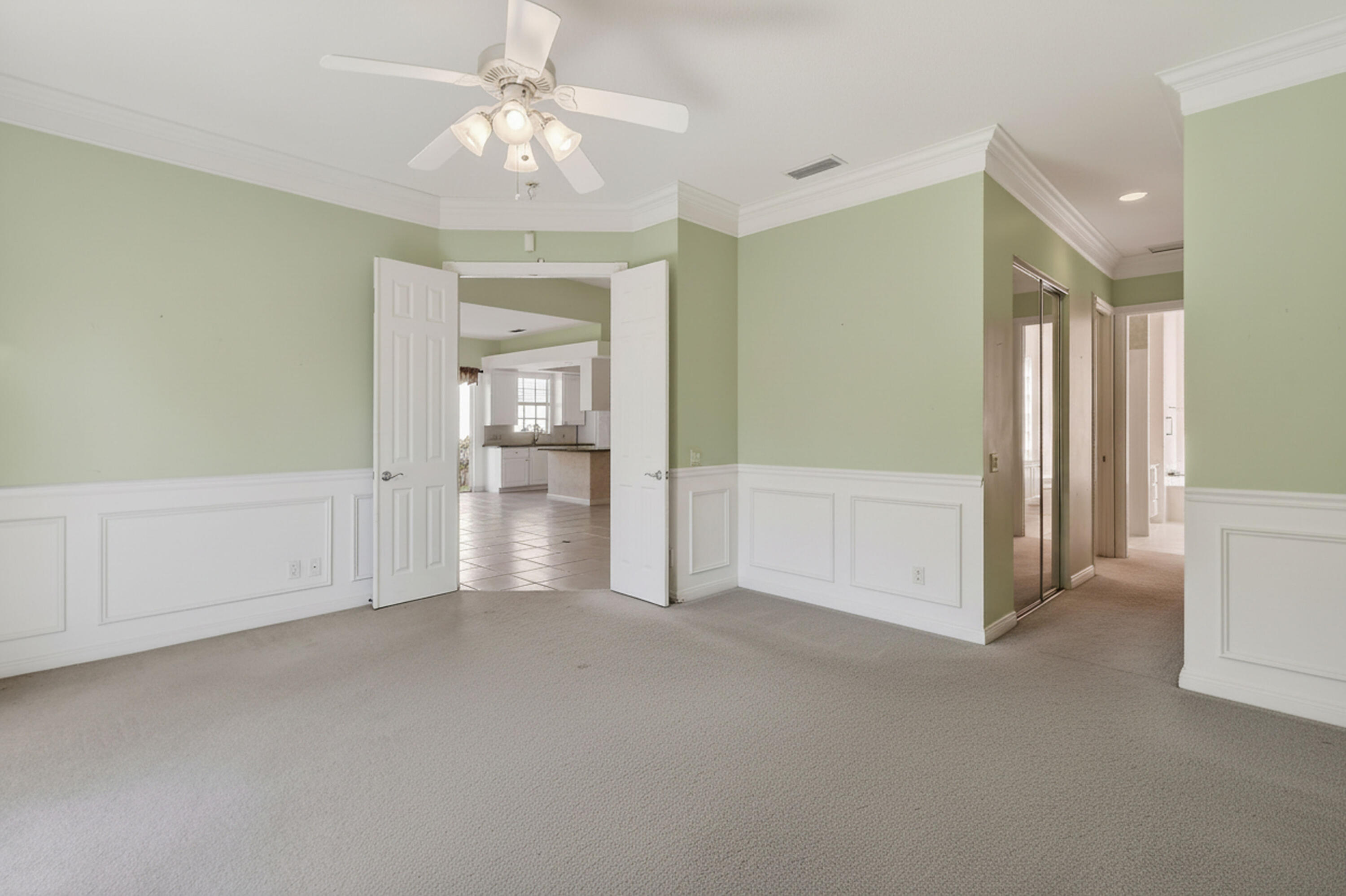 8892 SE Eldorado Way