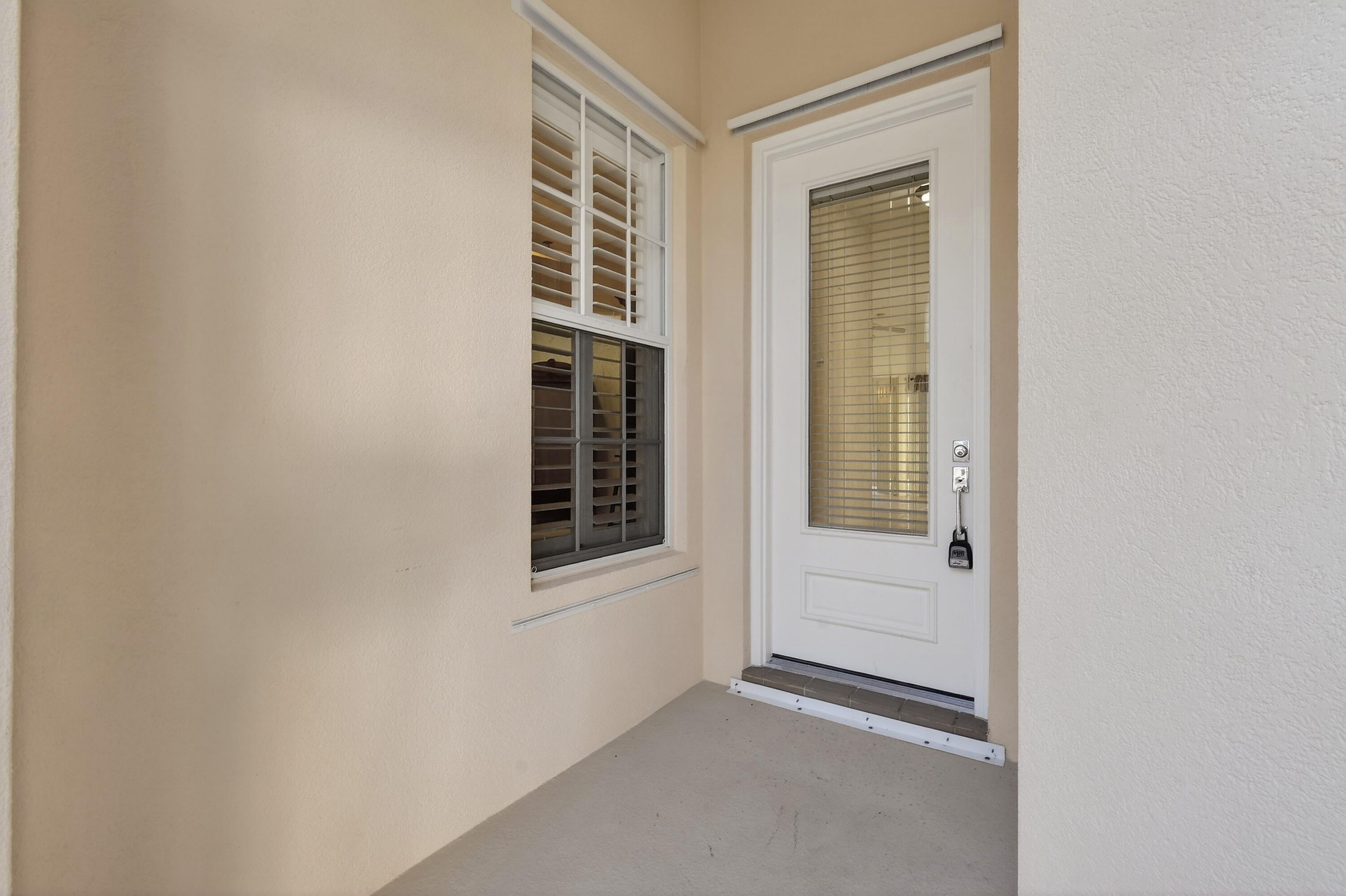 8892 SE Eldorado Way