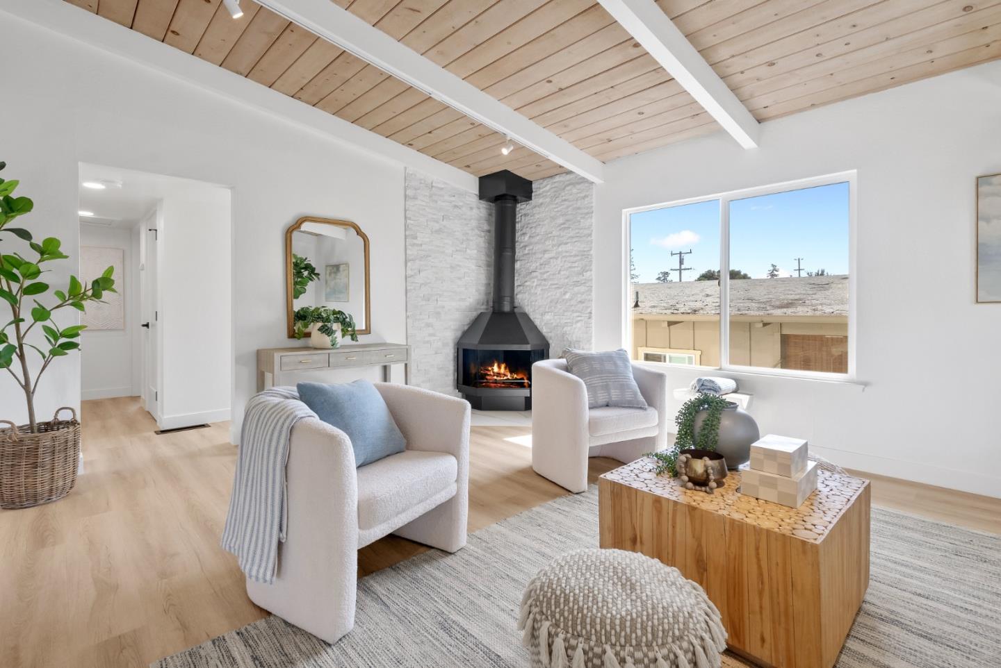 391 Belle Monti AVE