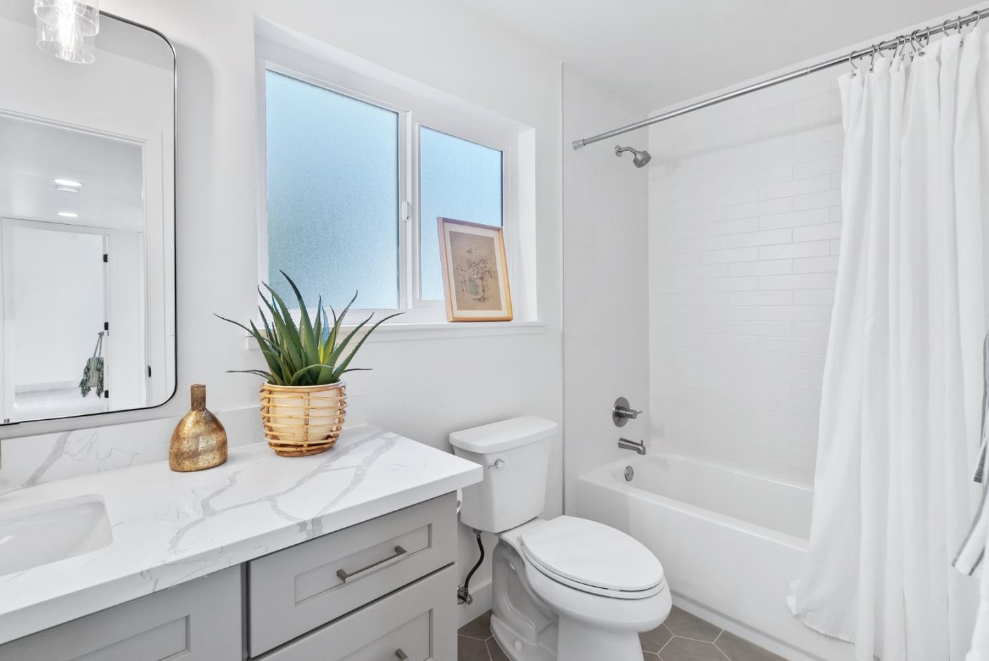 391 Belle Monti AVE