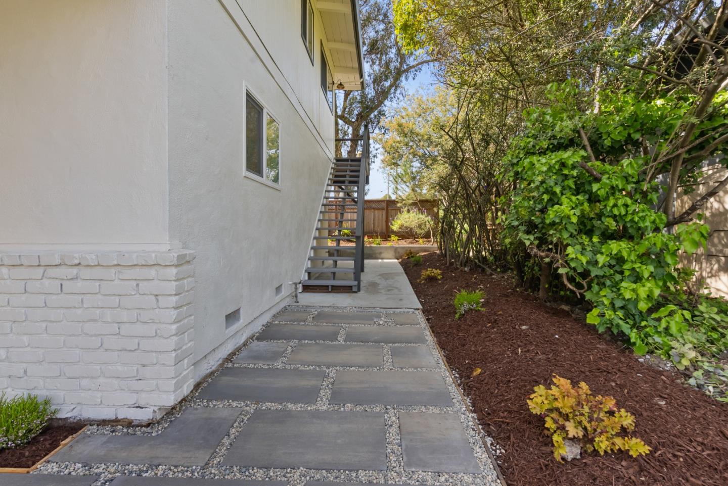 391 Belle Monti AVE