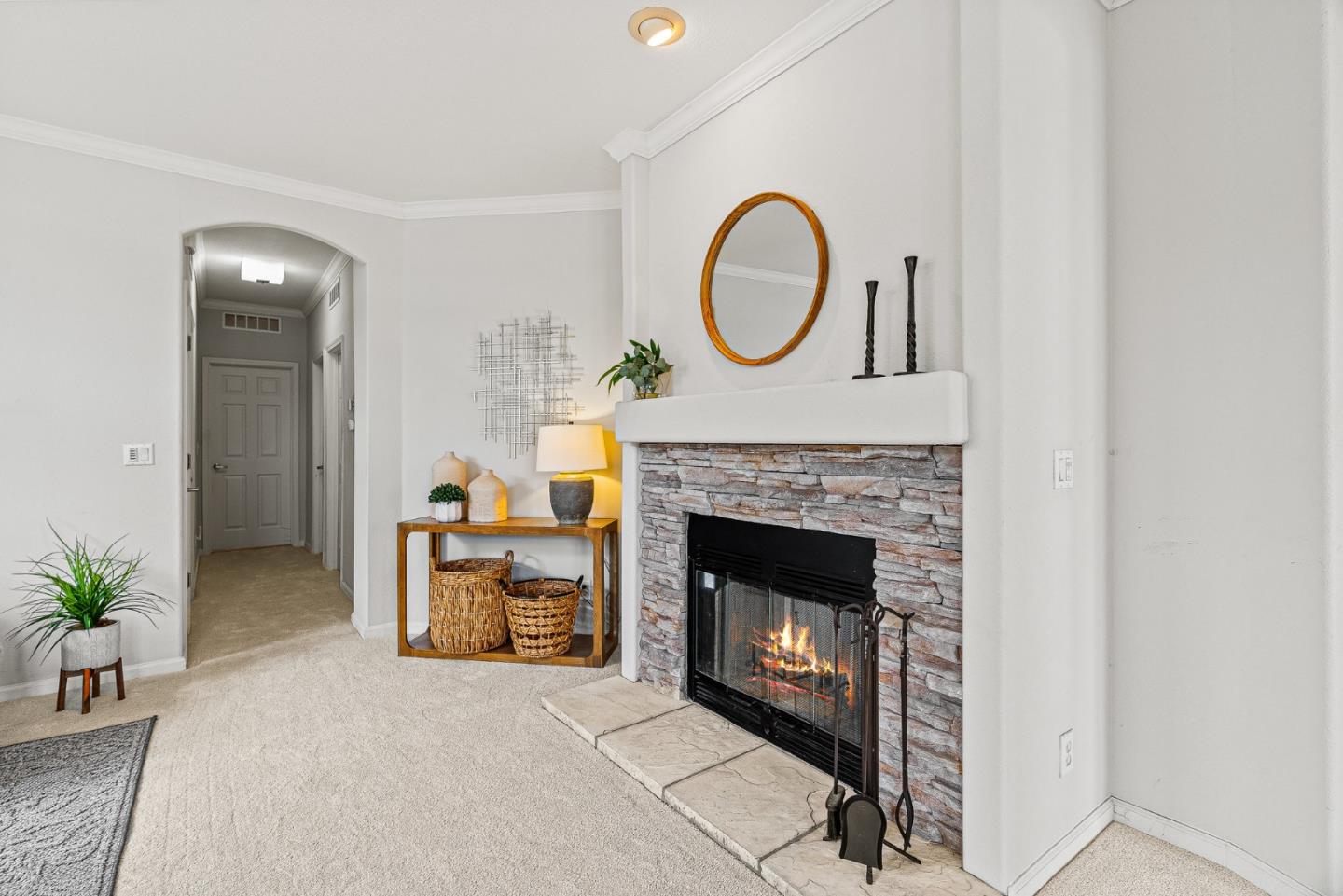 2435 Felt Street Unit: 44