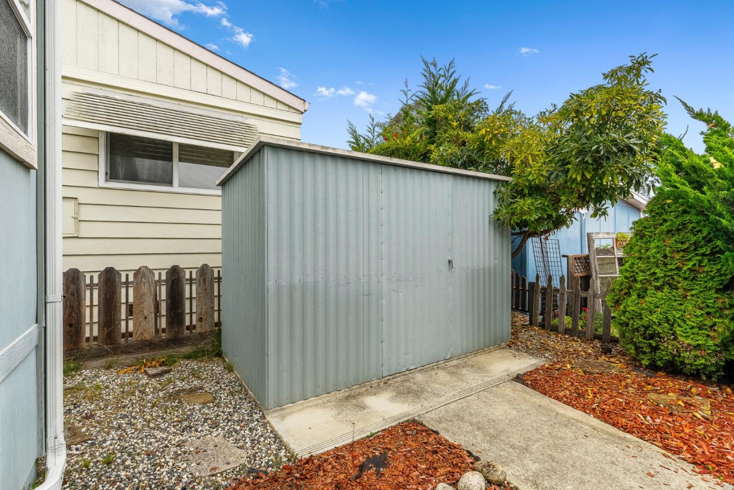 2435 Felt Street Unit: 44