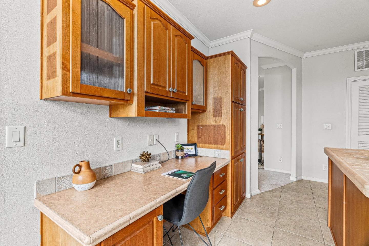 2435 Felt Street Unit: 44