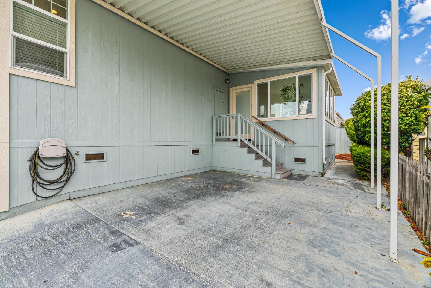2435 Felt Street Unit: 44