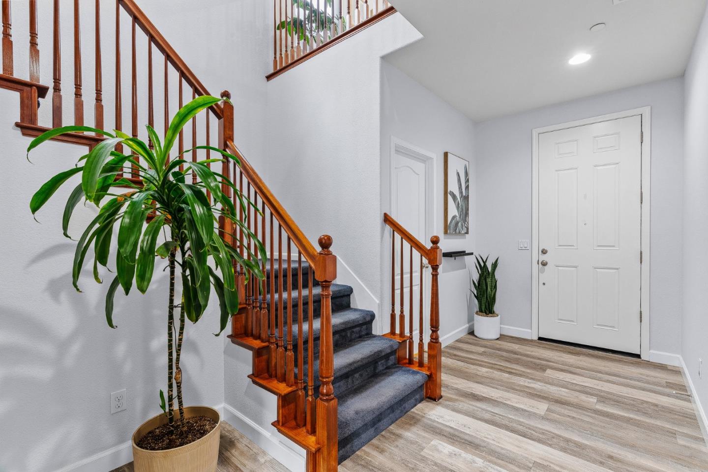 109 Meadowview LN