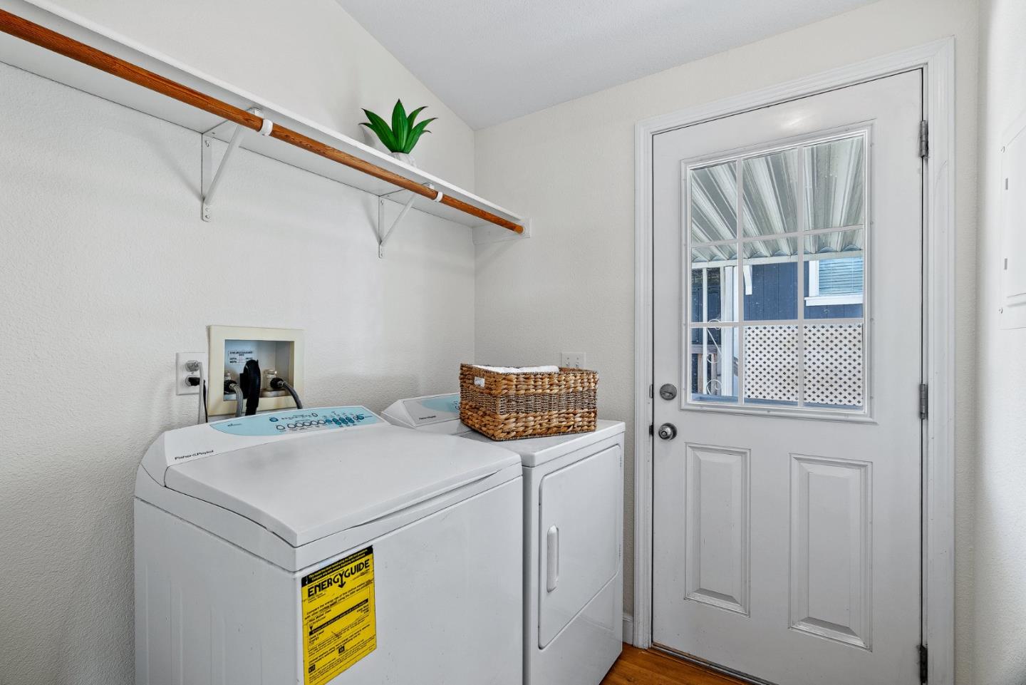 100 N Rodeo Gulch Road Unit: 15