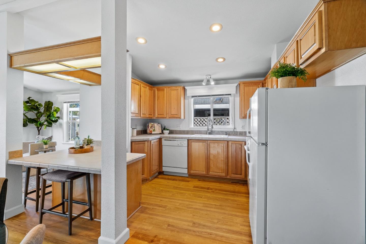 100 N Rodeo Gulch Road Unit: 15