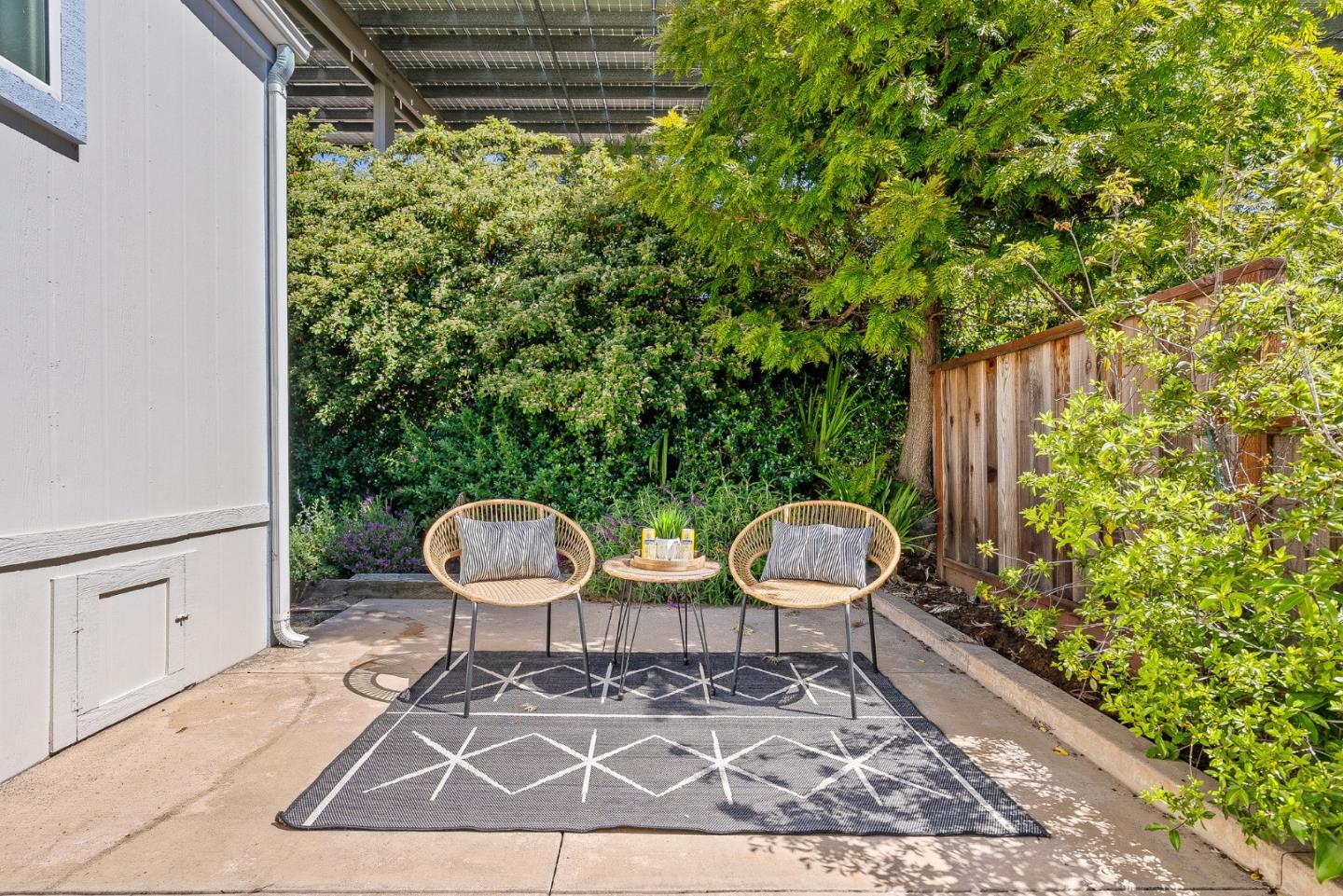 100 N Rodeo Gulch Road Unit: 15