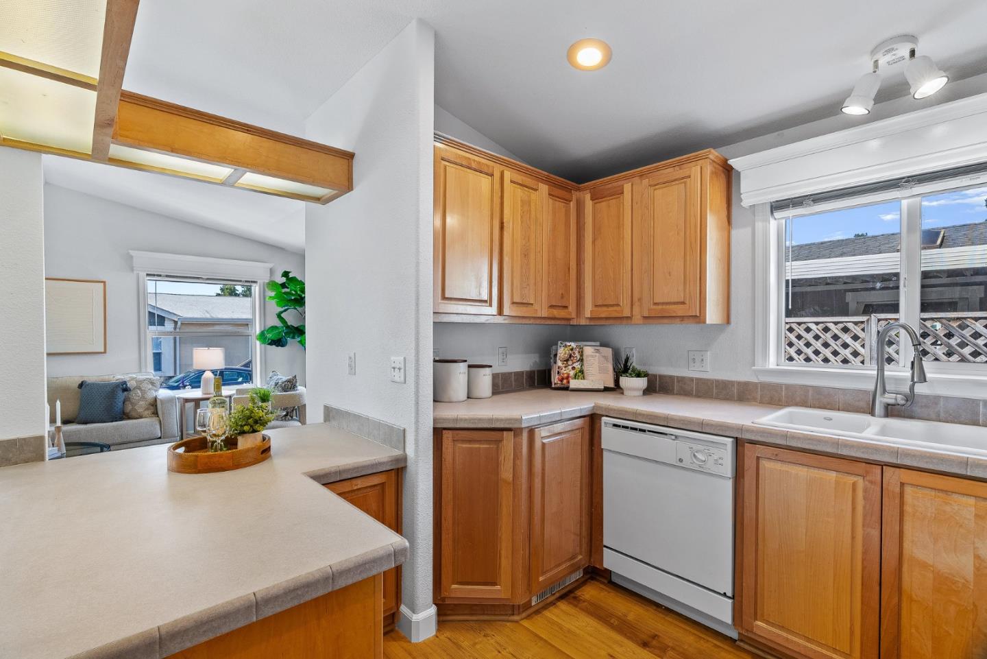 100 N Rodeo Gulch Road Unit: 15