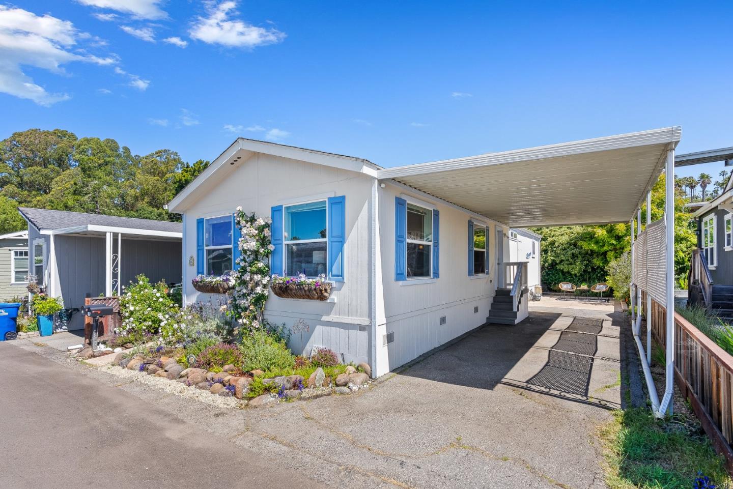 100 N Rodeo Gulch Road Unit: 15