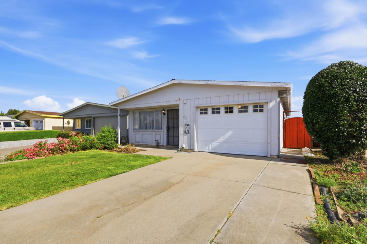 415 Spruce Circle