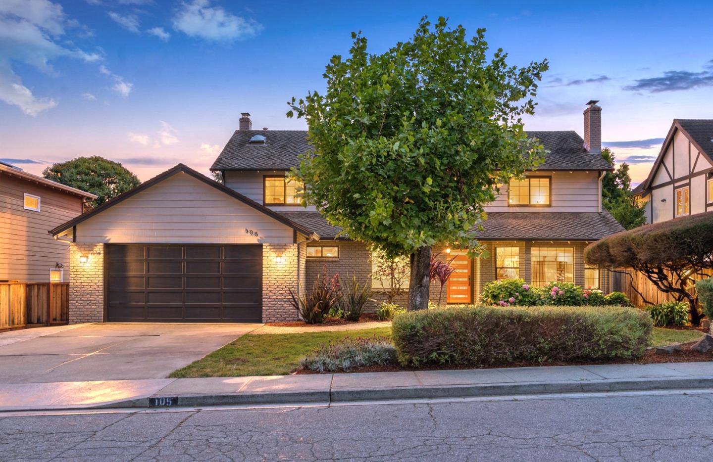 105 Quarry LN
