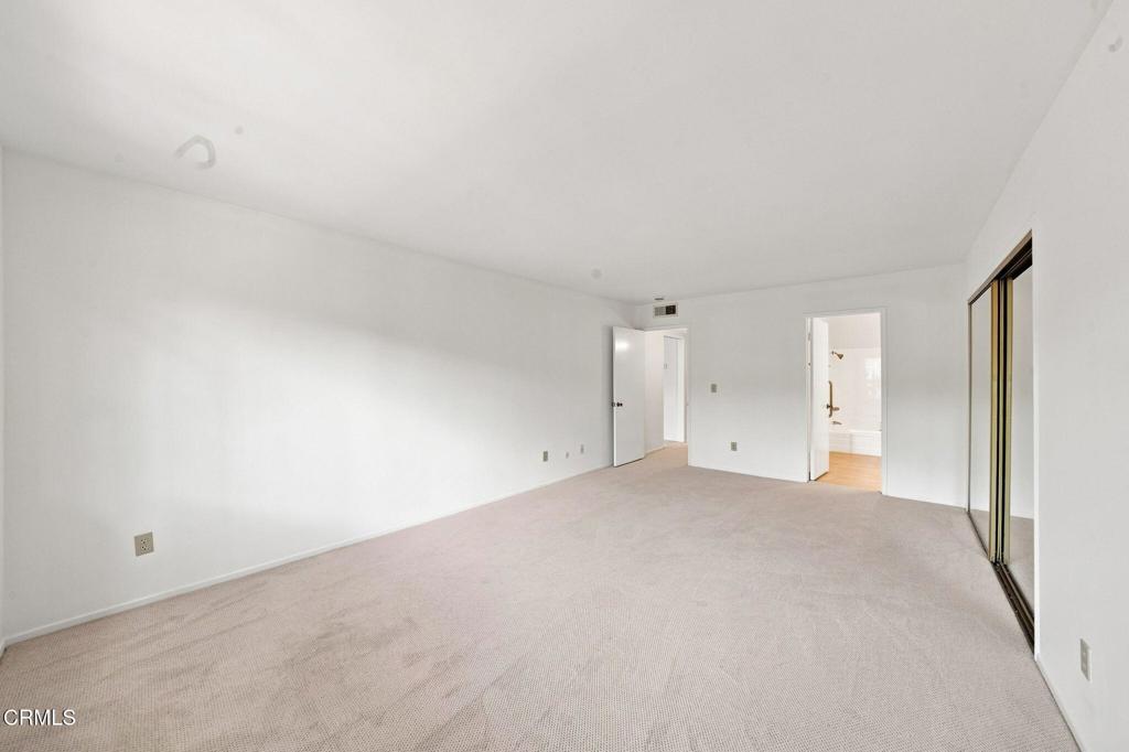 420 S Madison Avenue 204