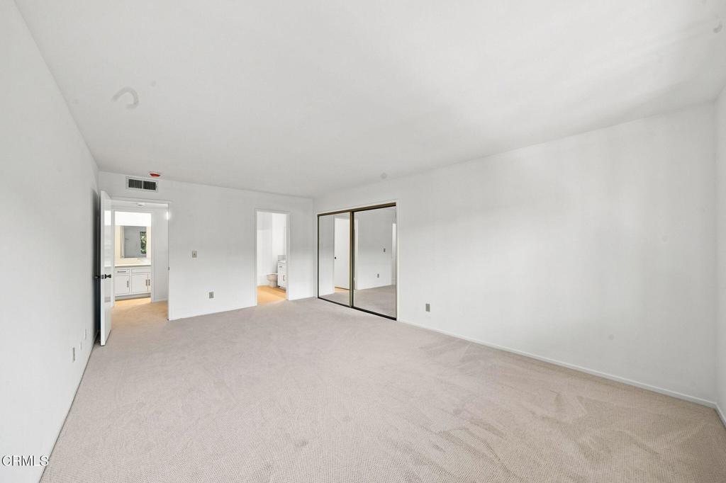 420 S Madison Avenue 204