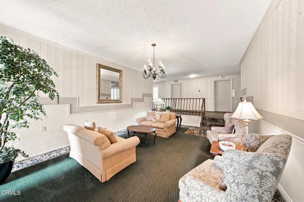 420 S Madison Avenue 204