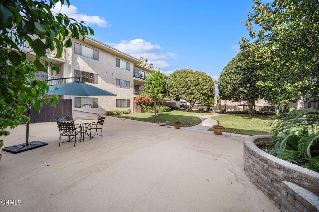 420 S Madison Avenue 204
