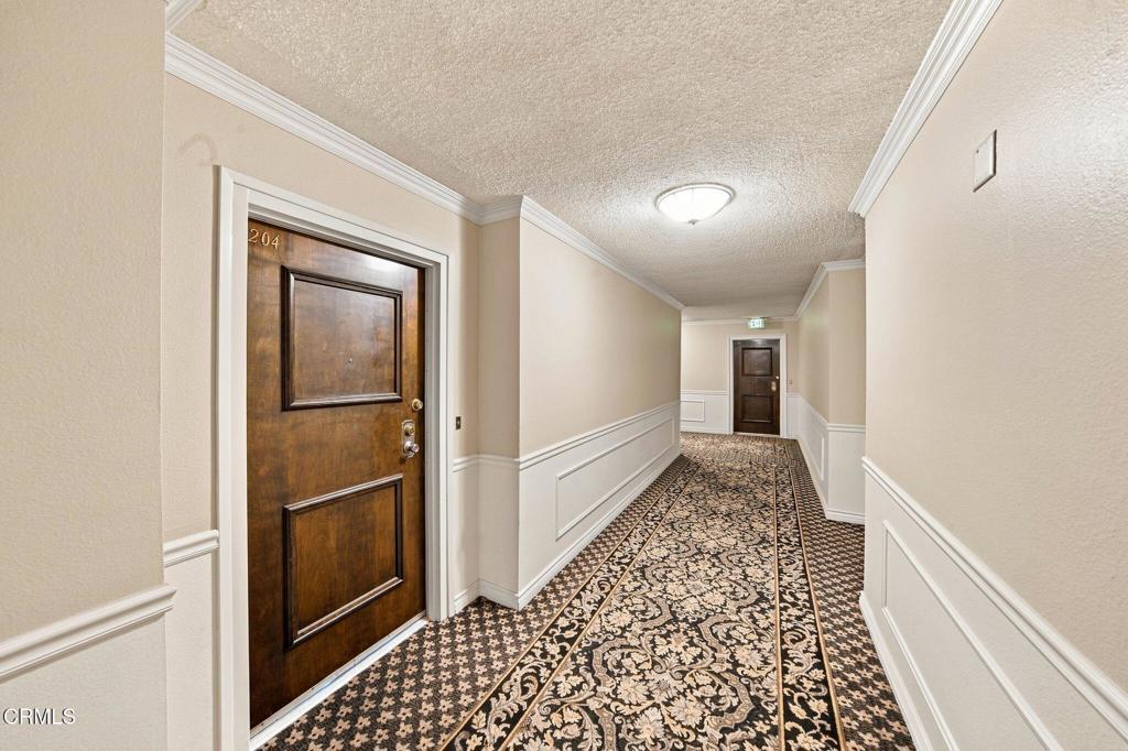 420 S Madison Avenue 204