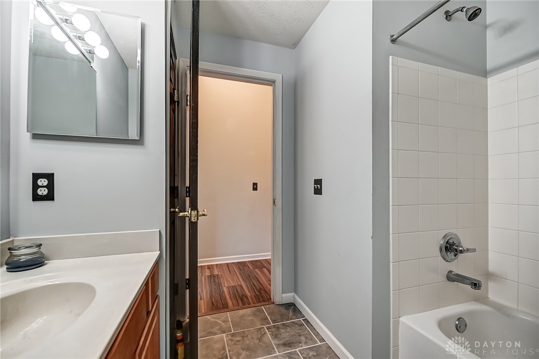 2305 Pinnacle Court 309