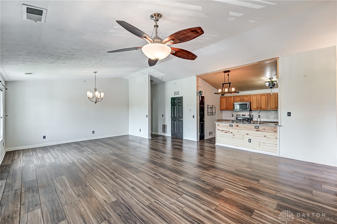 2305 Pinnacle Court 309