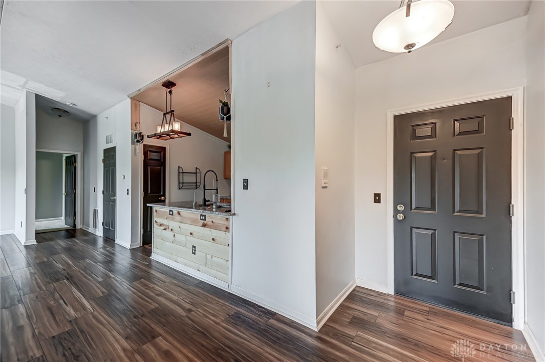 2305 Pinnacle Court 309