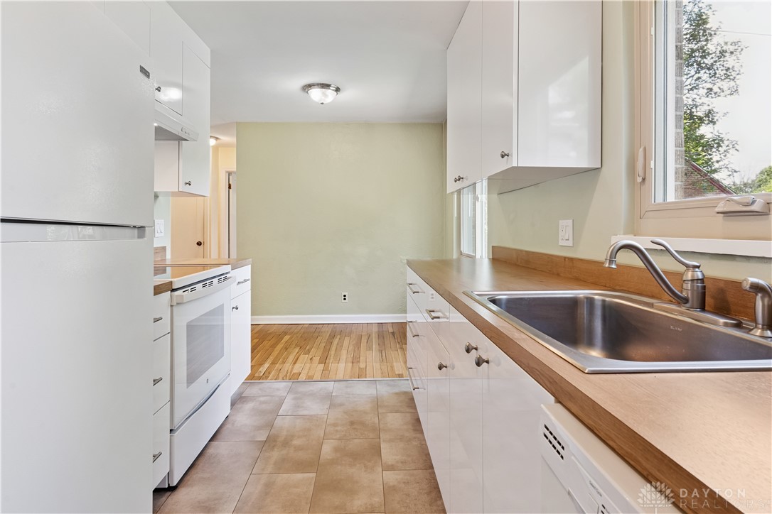 455 Shadowlawn Avenue