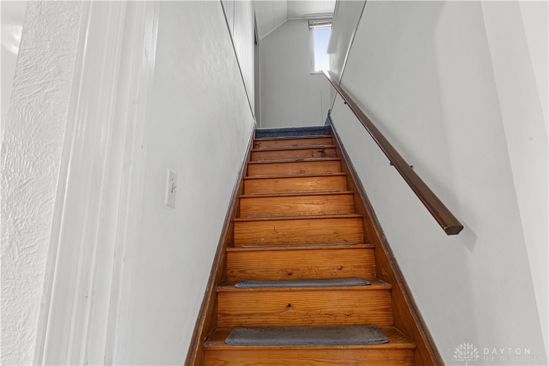 455 Shadowlawn Avenue