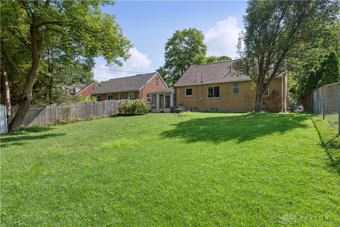 455 Shadowlawn Avenue