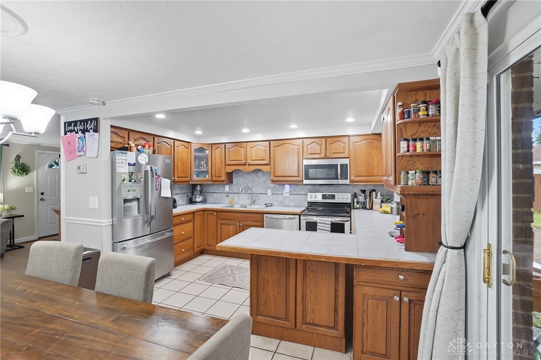 5135 Chesham Drive