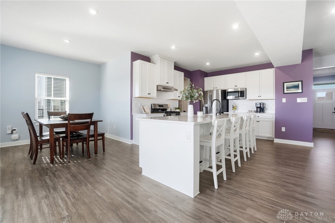 3262 Heatherstone Drive
