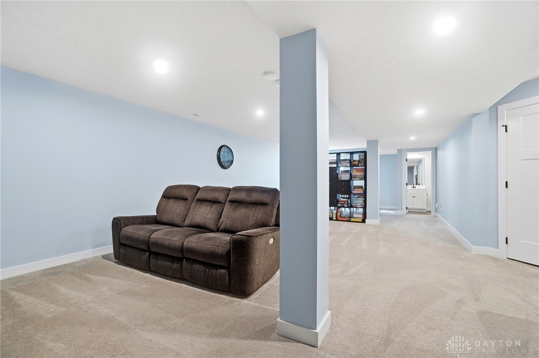 3262 Heatherstone Drive