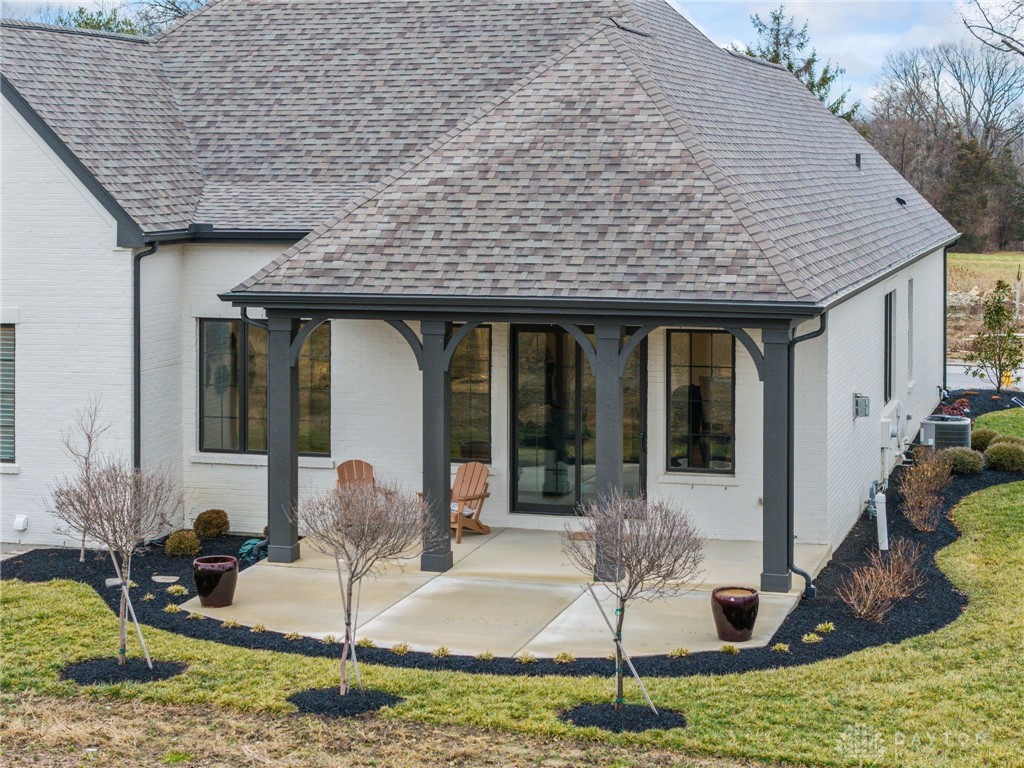 4193 Sweetbay Drive