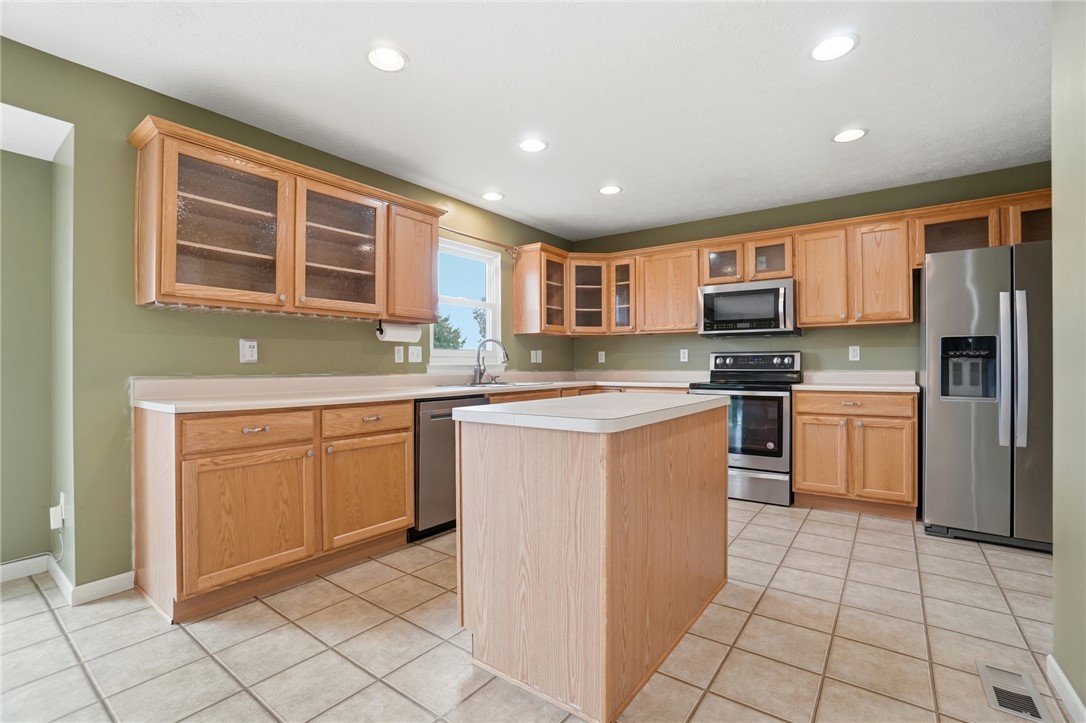 122 Springhouse Drive