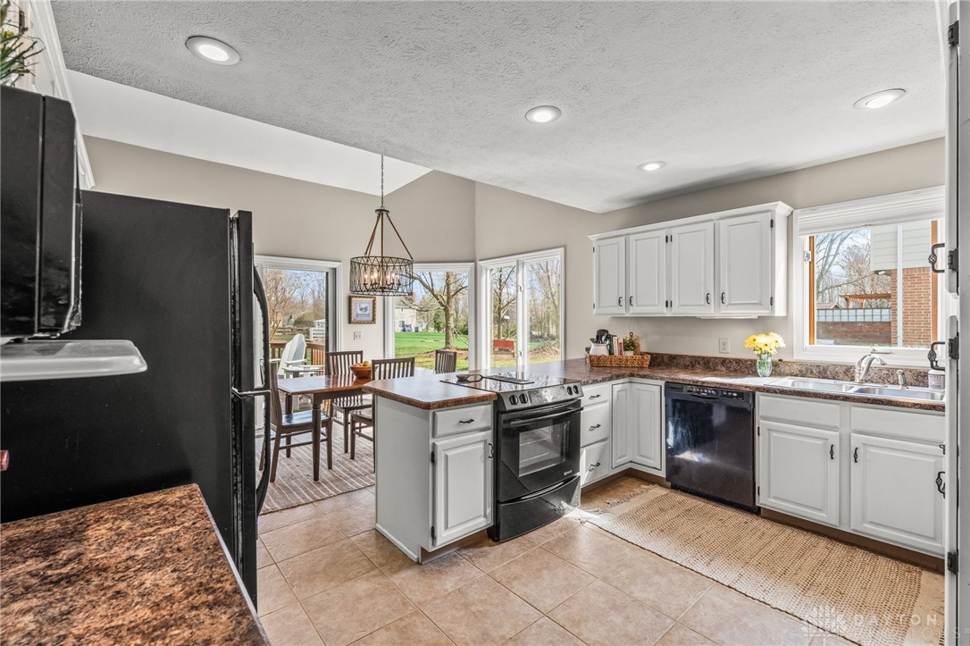 8638 Sycamore Trails Drive