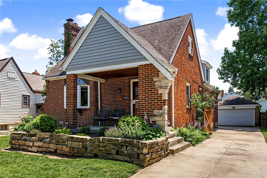 824 Buckingham Road