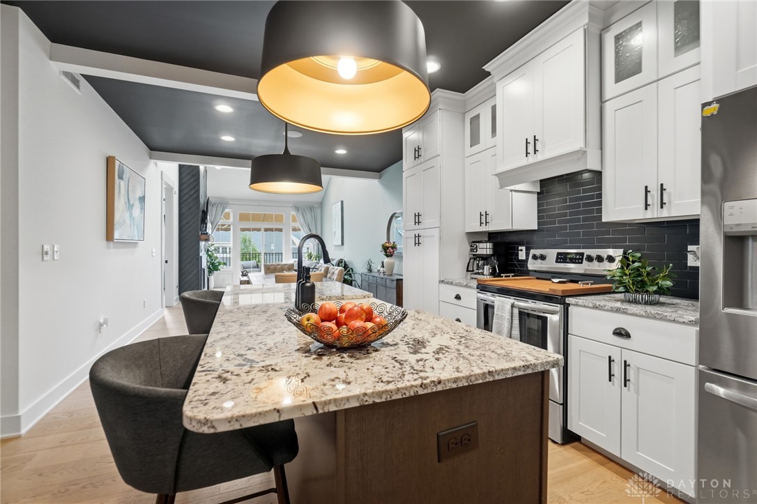 633 Bungalow Court