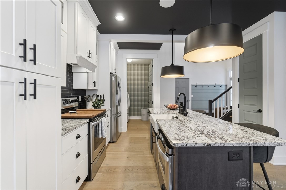 633 Bungalow Court