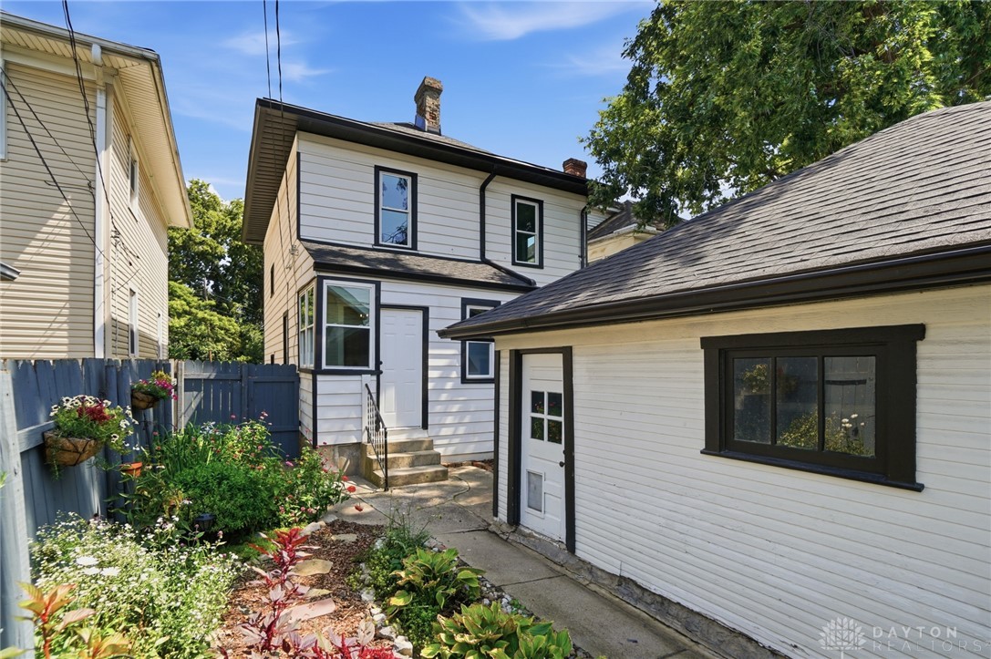 621 Wellmeier Avenue