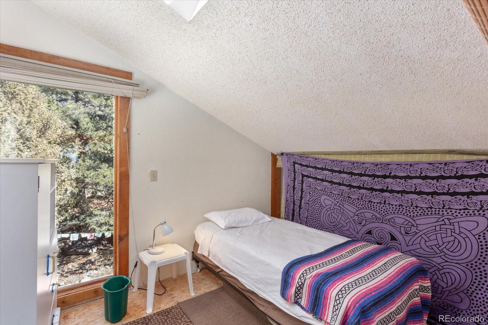 1689 Columbine Overlook