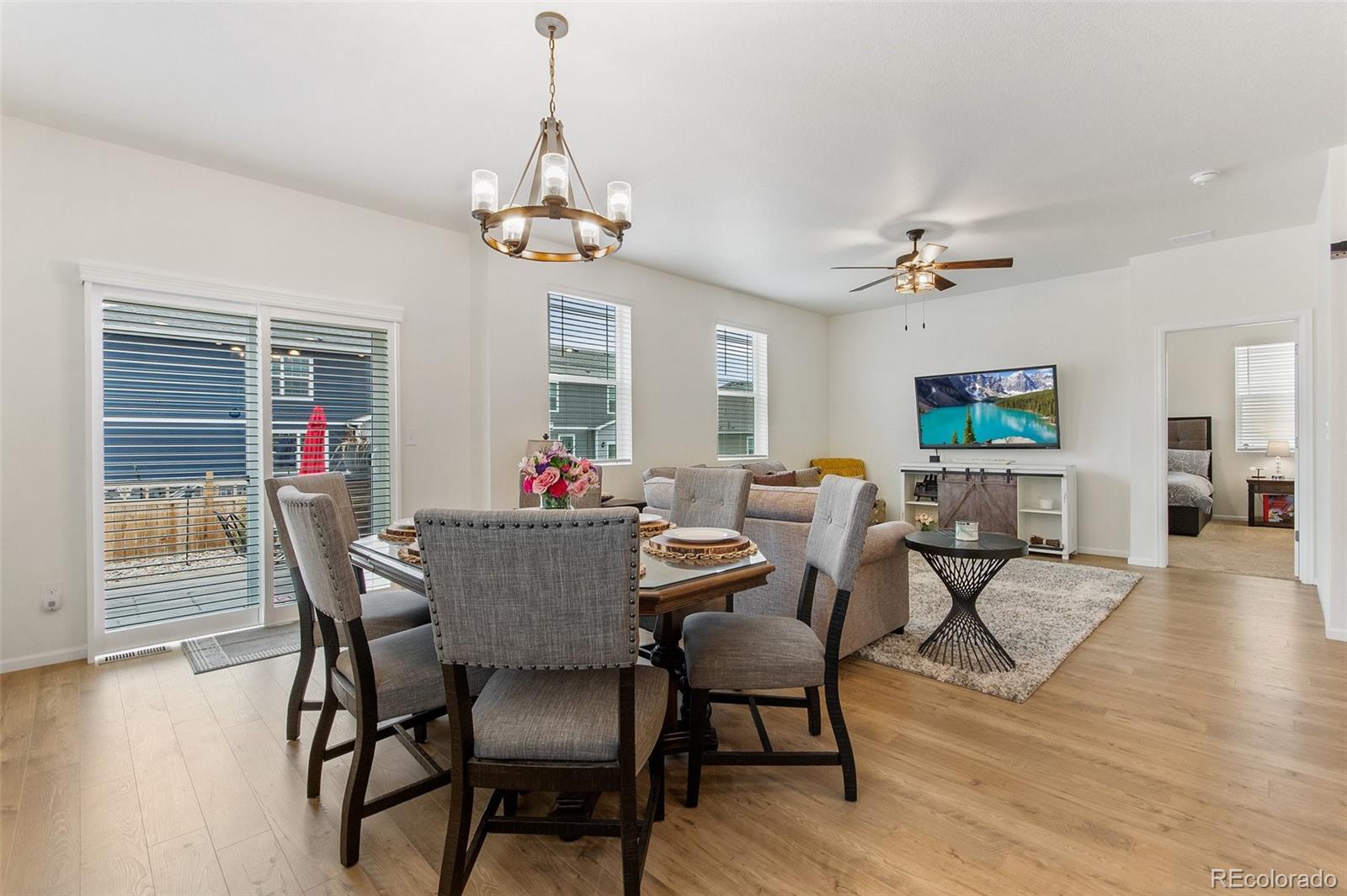 6037 N Halifax Court