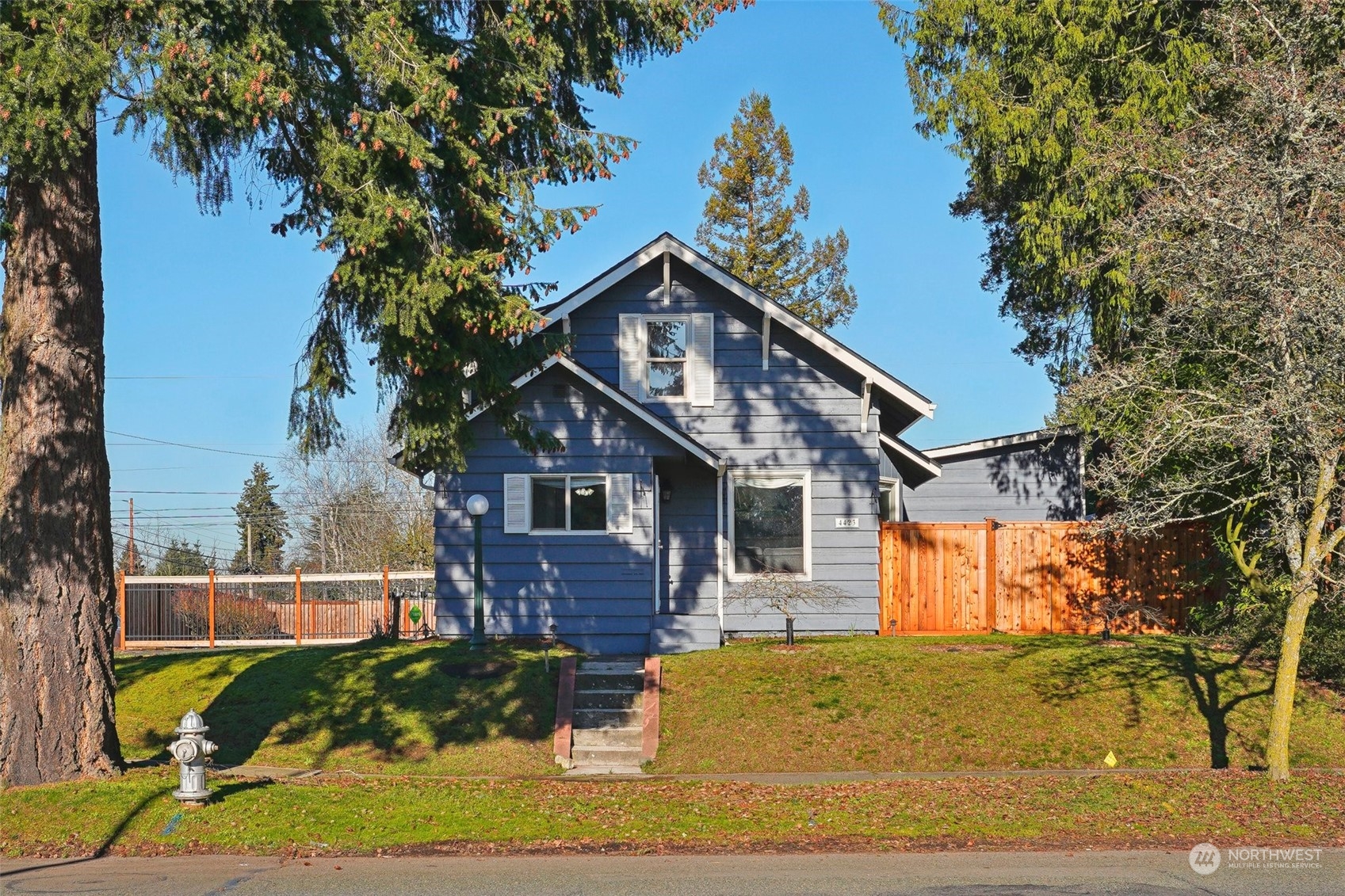 4423 N 30th Street