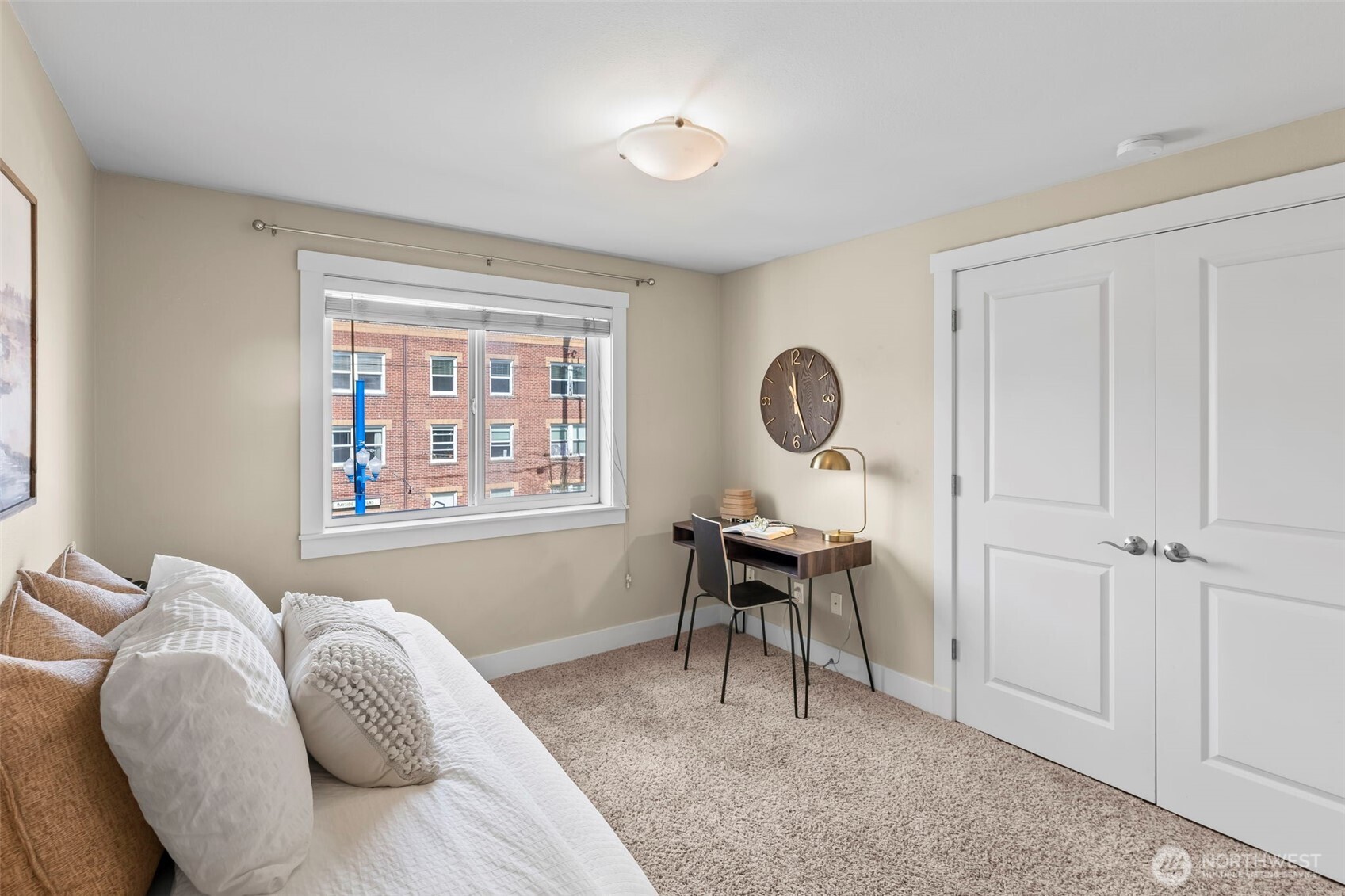 25 N Broadway Unit: 203