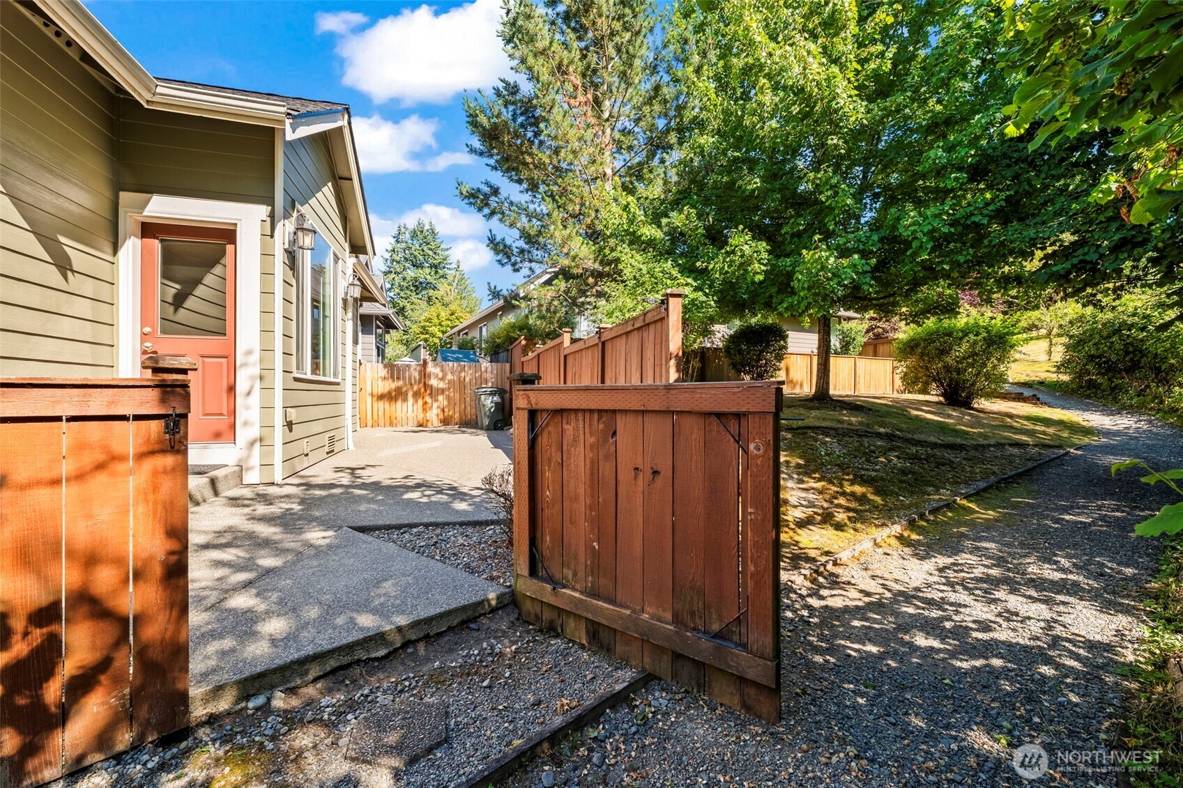 1012 20th Avenue Ct SW