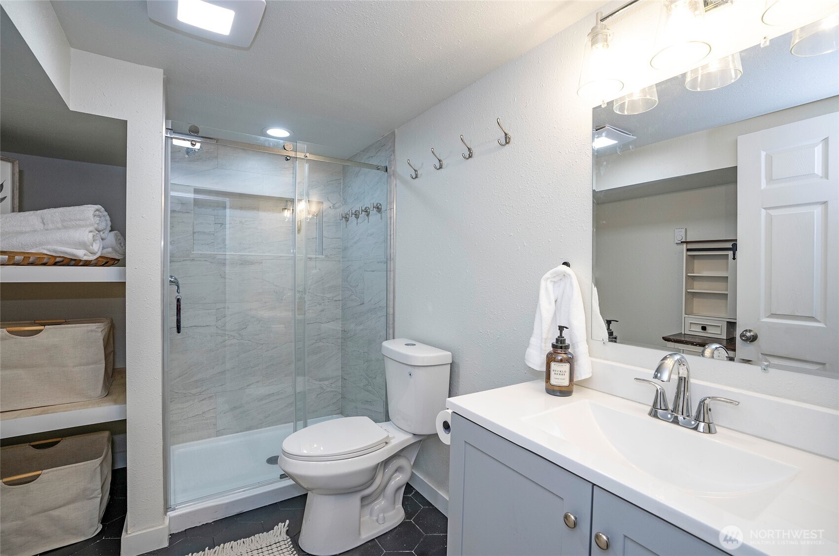 819 S Anderson Street