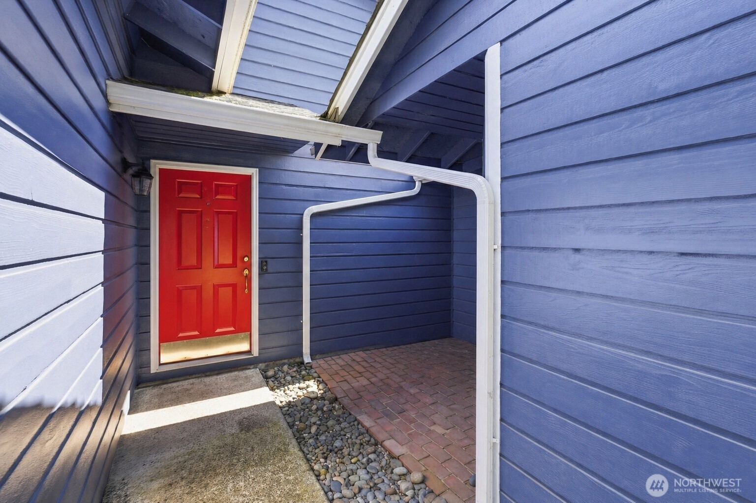 3152 Carpenter Hills Loop SE