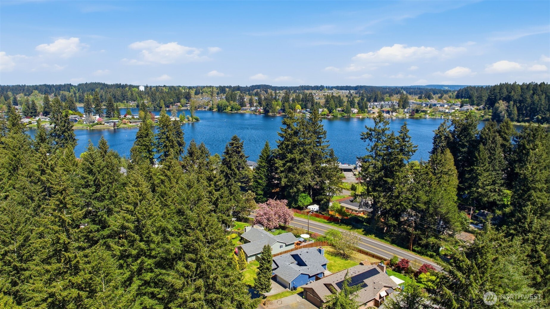 3152 Carpenter Hills Loop SE